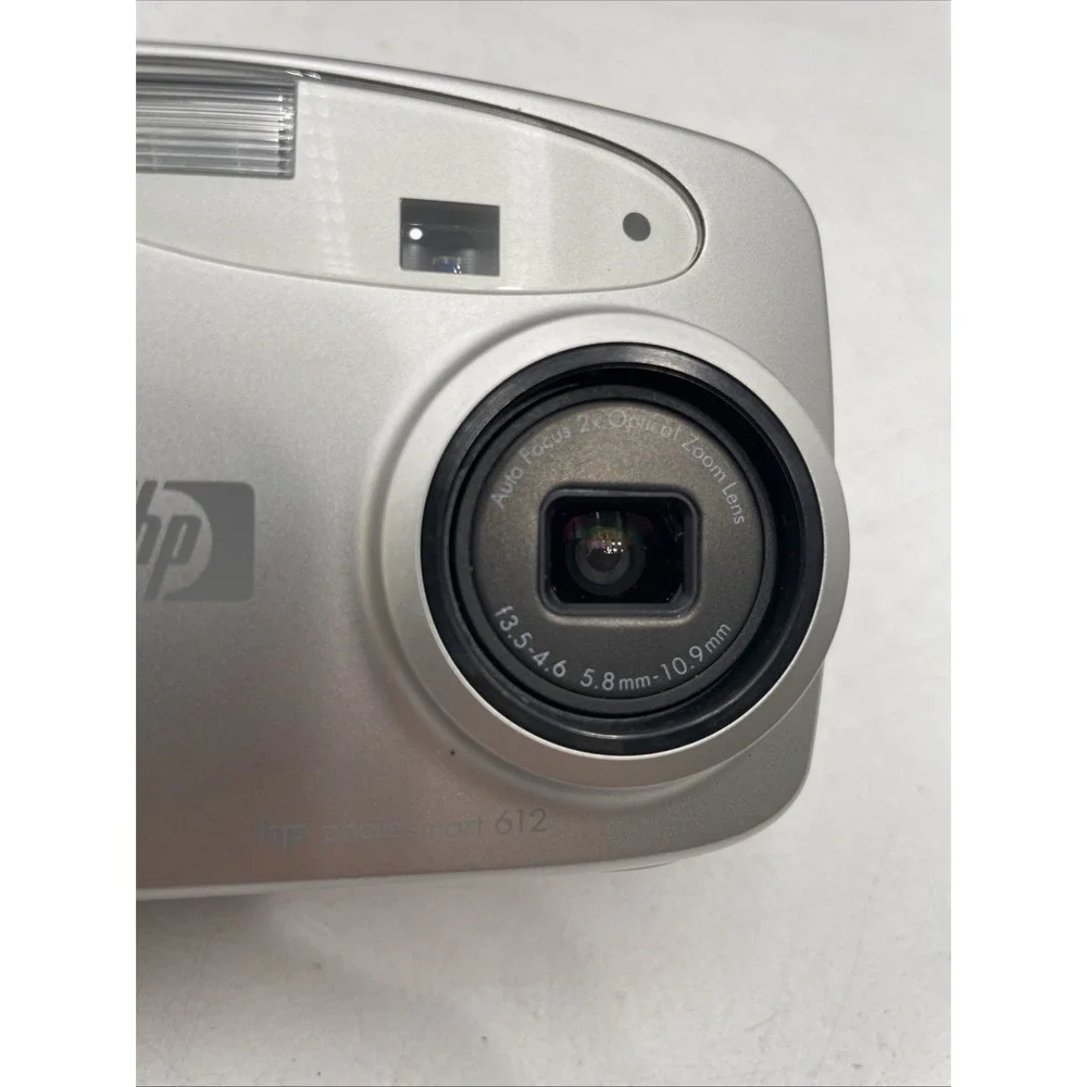 HP Photosmart 612 Digital Camera 3MP 2X Optical Zoom+Battery+SD Card+CD+Manual